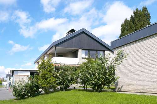 Foto - Haus zum Kaufen in Fuldabrück-Dörnhagen 485.000,00 € 240 m²