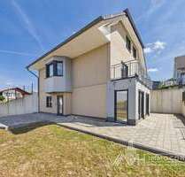 Haus zum Kaufen in Schöndorf 750.000,00 € 280 m²