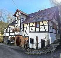 Haus zum Kaufen in Hellenthal 169.000,00 € 139 m²