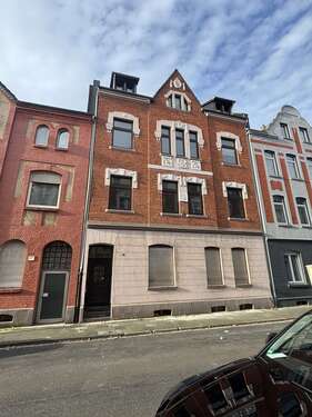 Foto - Haus zum Kaufen in Duisburg-Beeck 292.600,00 € 311.36 m²