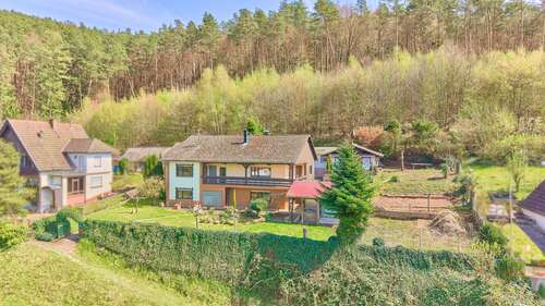 Foto - Haus zum Kaufen in Erlenbach bei Dahn 295.000,00 € 175 m²