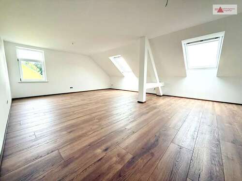 Foto - Wohnung zum Mieten in Wiesa 770,00 € 110 m²