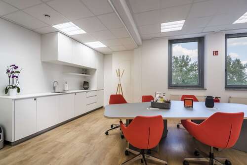 Foto - Büro in Nürnberg 229,00 € 4 m² - 229,00&nbsp;EUR Kaltmiete, ca.&nbsp; 4,00&nbsp;m&sup2;