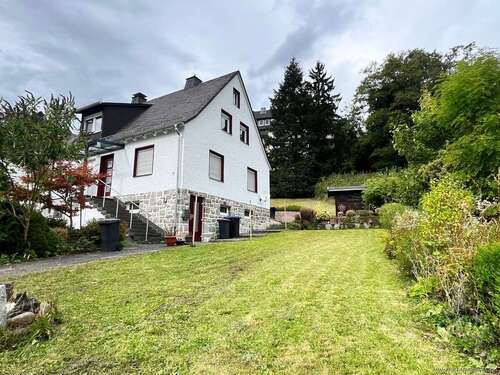 Foto - Haus zum Kaufen in Meschede 129.000,00 € 67 m²