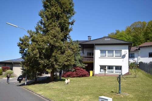 Foto - Haus zum Kaufen in Berod bei Wallmerod 385.000,00 € 336 m²
