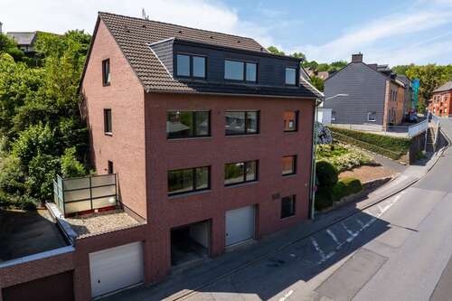 Foto - Haus zum Kaufen in Stolberg (Rheinland) 414.000,00 € 244 m²