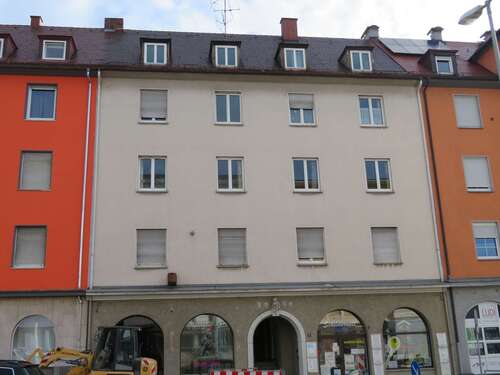 Foto - Haus zum Kaufen in Neu-Ulm 532.000,00 € 515 m²