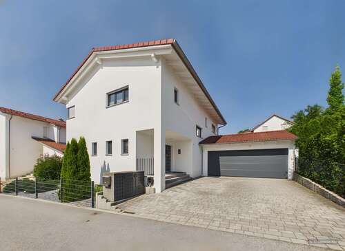 Foto - Haus zum Kaufen in Kumhausen 895.000,00 € 184 m²