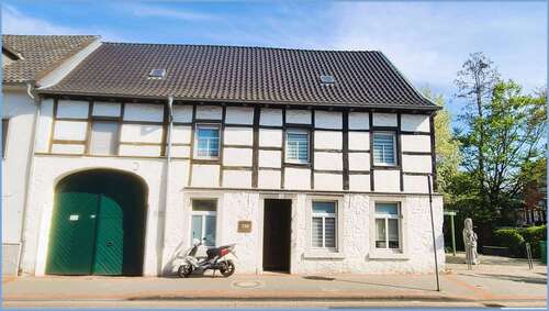 Foto - Haus zum Kaufen in Langerwehe 200.000,00 € 146 m²
