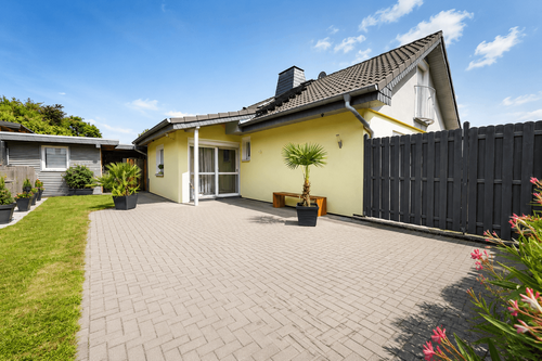Foto - Haus zum Kaufen in Niederaula 359.000,00 € 175 m²