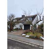 Haus zum Kaufen in Bad Vilbel 895.000,00 € 132.6 m²