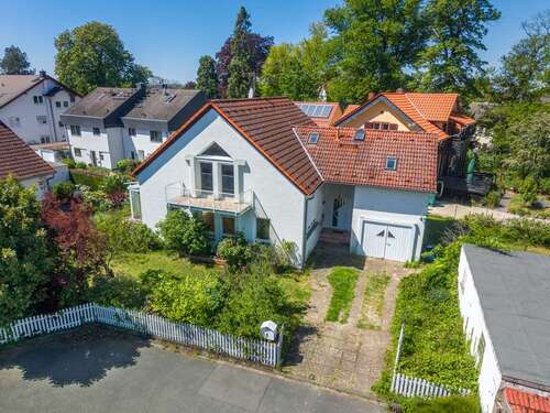 Foto - Haus zum Kaufen in Seeheim-Jugenheim 749.000,00 € 207 m²