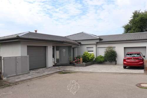 Foto - Haus zum Kaufen in Sinsheim Reihen 898.000,00 € 264 m²