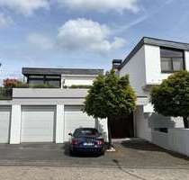 Haus zum Kaufen in Kronberg im Taunus 2.195.000,00 € 410 m²