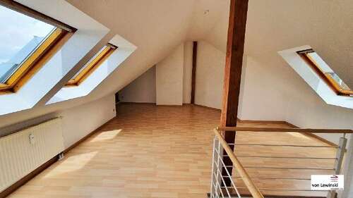 Foto - Wohnung zum Mieten in Chemnitz 385,00 € 67.39 m²