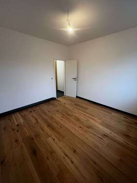 Foto - Wohnung zum Mieten in Reichenbach 299,00 € 60 m²