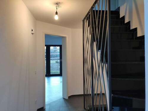 Foto - Haus zum Mieten in Neubiberg 3.790,00 € 145 m²