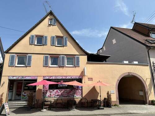 Foto - Haus zum Kaufen in Eichstetten 720.000,00 € 324 m²