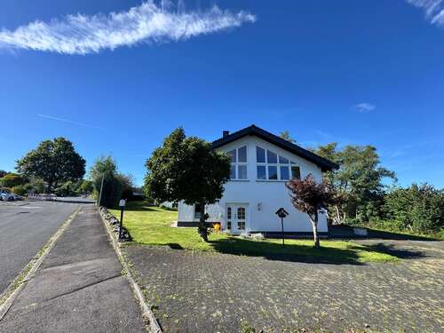 Foto - Haus zum Kaufen in Hachenburg 289.000,00 € 120 m²