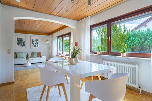 Foto - Haus zum Kaufen in Freiberg am Neckar 637.000,00 € 182 m²