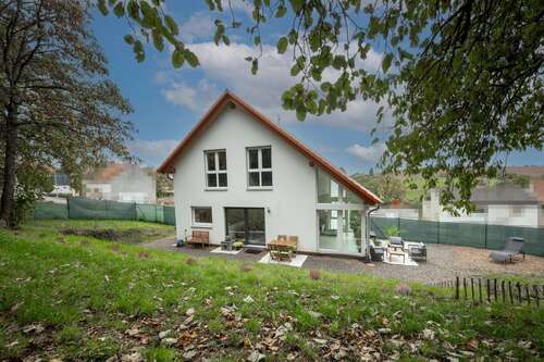 Foto - Haus zum Kaufen in Börsborn 429.000,00 € 129.63 m²