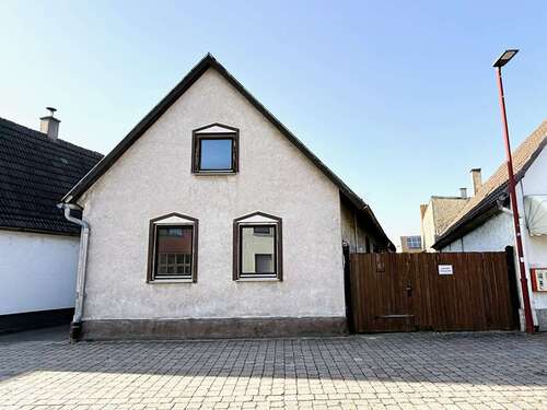 Foto - Haus zum Kaufen in Graben-Neudorf 249.000,00 € 120.95 m²