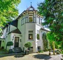 Haus zum Kaufen in Hamburg - Rahlstedt 1.350.000,00 € 248.27 m²