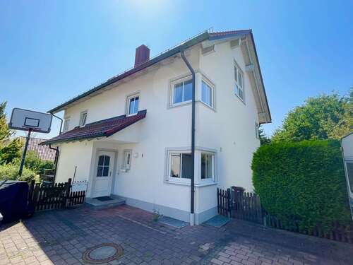Foto - Haus zum Kaufen in Hattenhofen 649.000,00 € 120 m²