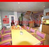 Haus zum Kaufen in Altenkirchen 489.000,00 € 563.73 m²