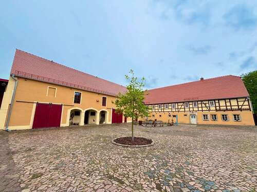 Foto - Haus zum Kaufen in Riesa 1.450.000,00 € 370 m²