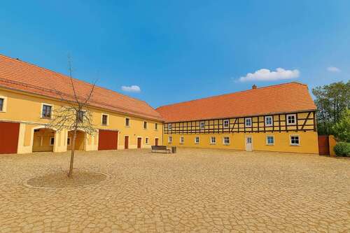 Foto - Haus zum Kaufen in Riesa 1.450.000,00 € 370 m²