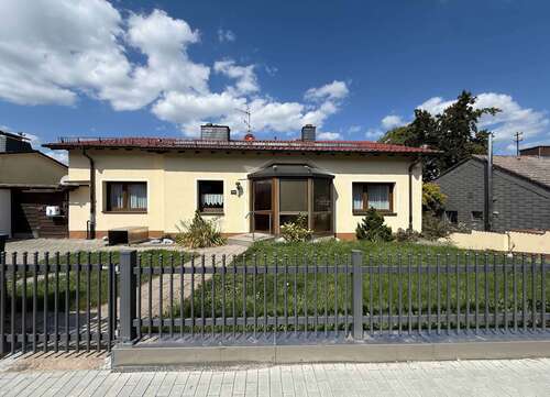 Foto - Haus zum Kaufen in Wehrheim 650.000,00 € 269 m²