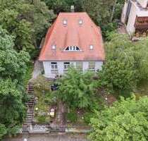 Haus zum Kaufen in Berlin-Westend 1.950.000,00 € 200 m²