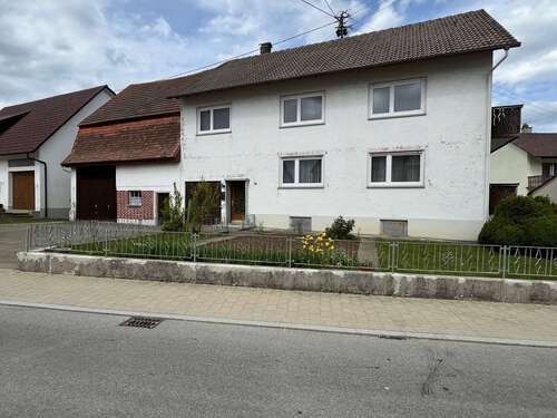 Foto - Haus zum Kaufen in Renquishausen 248.000,00 € 151.15 m²