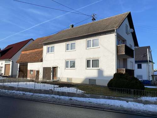 Foto - Haus zum Kaufen in Renquishausen 275.000,00 € 151.15 m²