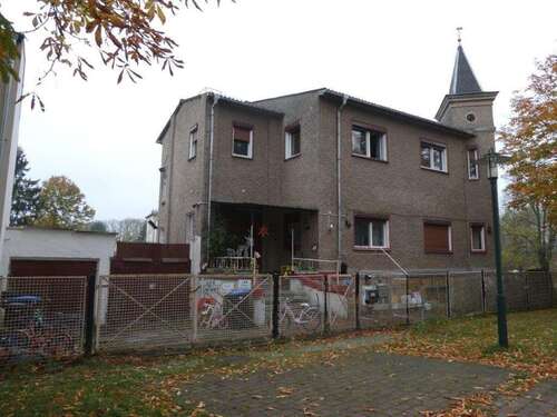 Foto - Haus zum Kaufen in Gransee 199.999,00 € 257.6 m²