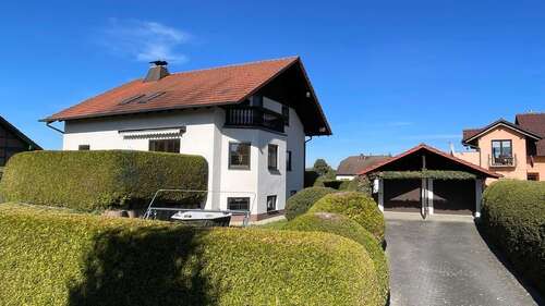 Foto - Haus zum Kaufen in Werdau 348.700,00 € 140 m²