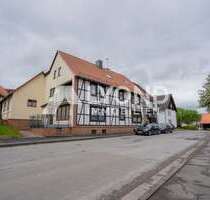 Haus zum Kaufen in Diemelstadt Helmighausen 279.000,00 € 239 m² - Diemelstadt / Helmighausen