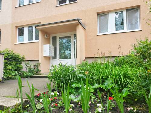 Foto - Wohnung zum Mieten in Halle (Saale) 360,00 € 60 m²