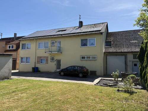 Foto - Haus zum Kaufen in Crailsheim 310.000,00 € 255 m²