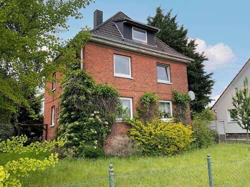 Foto - Haus zum Kaufen in Lindhorst 168.000,00 € 165 m²