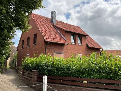 Foto - Haus zum Kaufen in Lauenhagen 125.000,00 € 180 m²