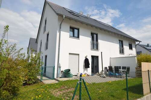 Foto - Haus zum Mieten in Regensburg 1.790,00 € 165 m²