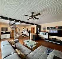 Haus zum Kaufen in Maßbach Poppenlauer 330.000,00 € 288 m² - Maßbach / Poppenlauer