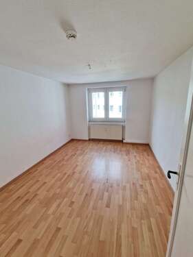 Foto - Wohnung zum Mieten in Naumburg 355,00 € 45.77 m²