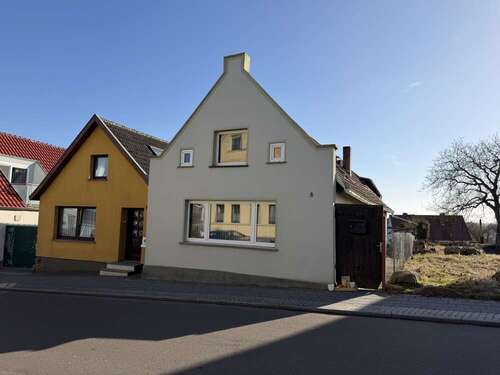 Foto - Haus zum Kaufen in Bergen auf Rügen 173.000,00 € 175.55 m²