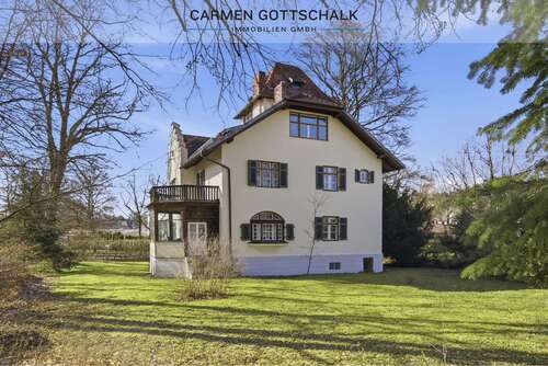 Foto - Haus zum Kaufen in Gräfelfing 4.350.000,00 € 222 m²