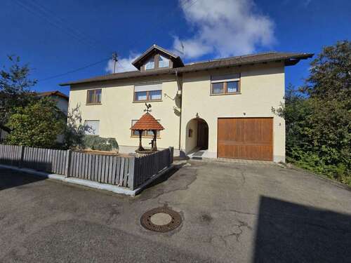 Foto - Wohnung zum Mieten in Bad Waldsee- Michelwinnaden 600,00 € 76.2 m²