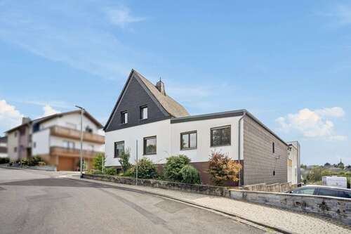 Foto - Haus zum Kaufen in Elz 299.000,00 € 177 m²