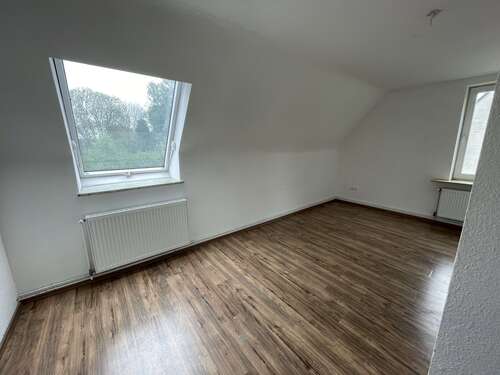 Foto - Wohnung zum Kaufen in Wilhelmshaven 51.000,00 € 48.78 m²
